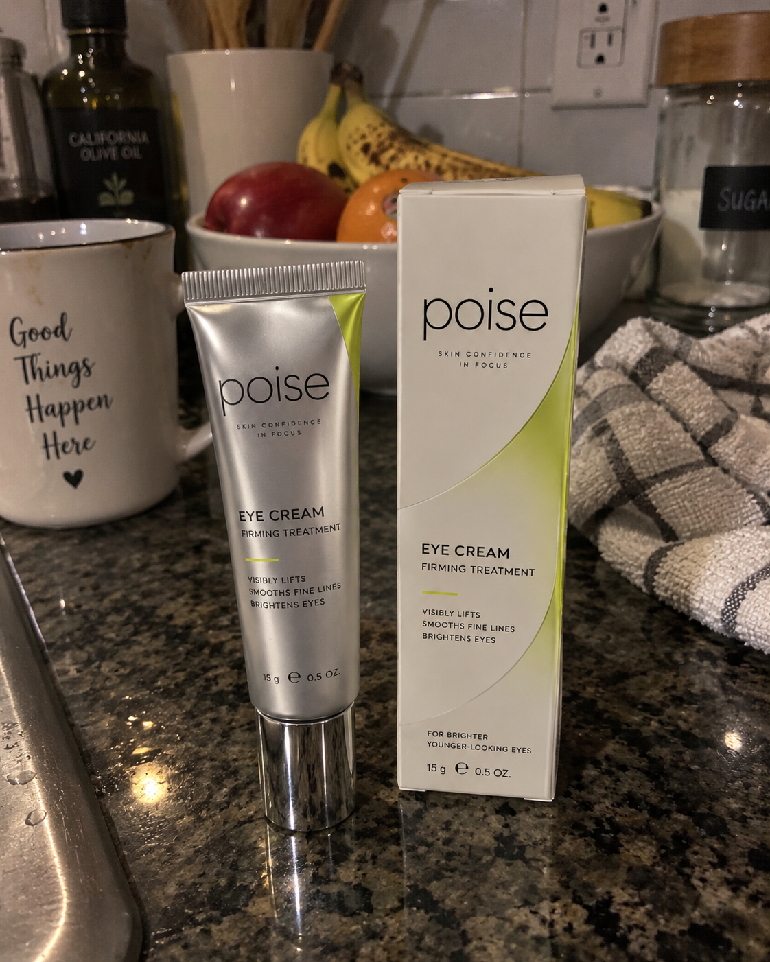 Jade holding Poise Retinal Shot Firming Booster